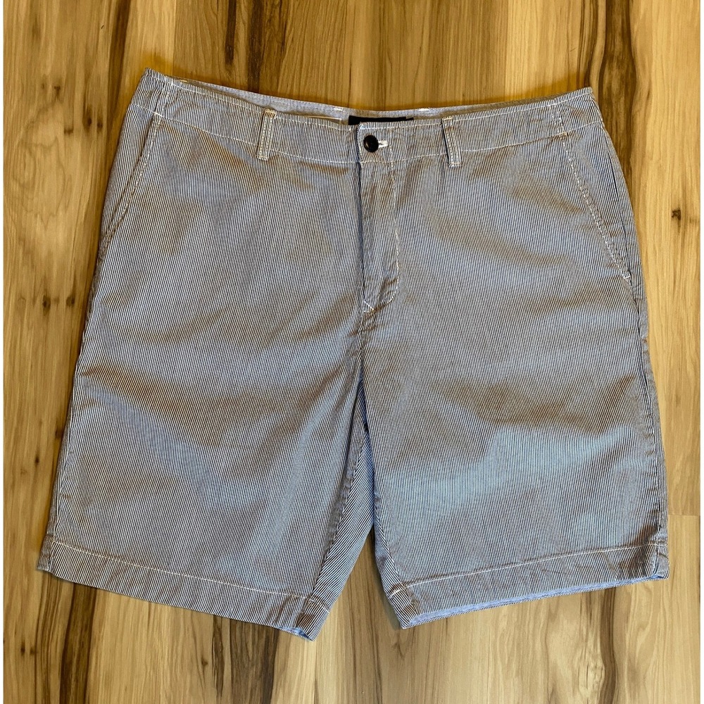 Tommy Hilfiger Mens 36 Classic Fit Pinstripe Shorts Blue White Cotton